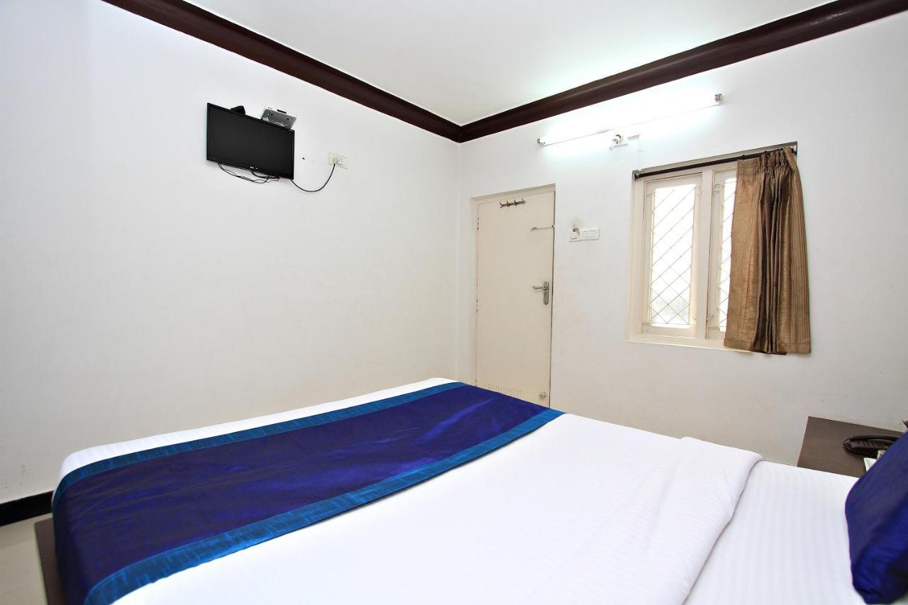 Hotel Pratham International Ooty Exterior photo